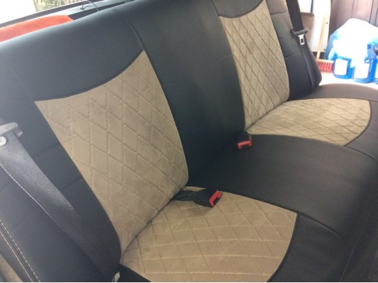 Авточехлы на Lada ВАЗ 2105