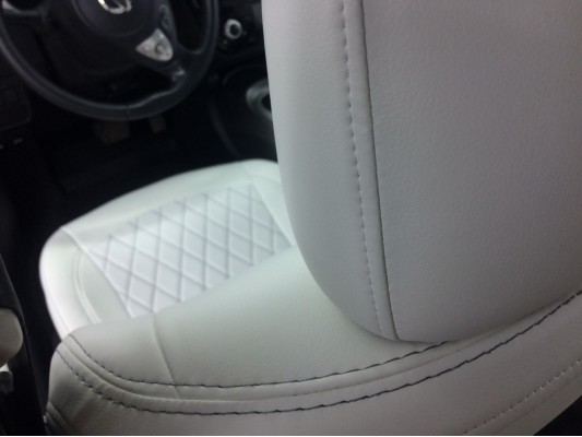 Авточехлы на Nissan Juke