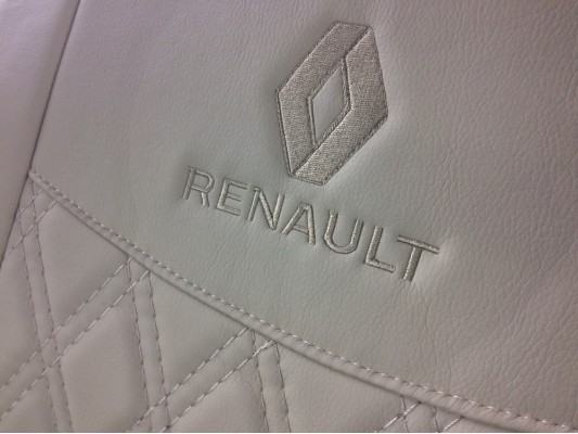 Авточехлы на Renault Kangoo