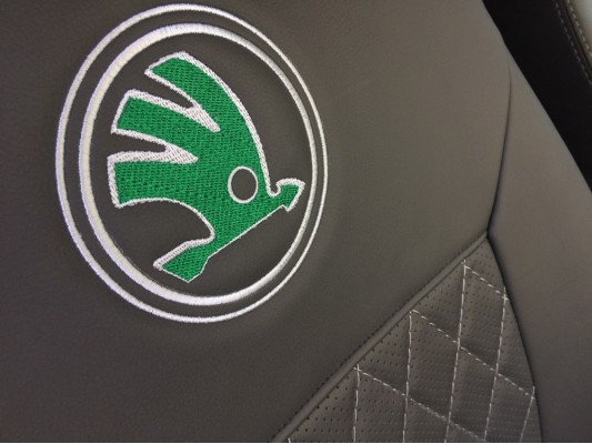 Авточехлы на Skoda Rapid